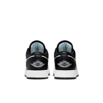 Air Jordan 1 Low kids sneakers